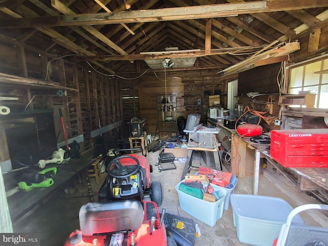 2411 Washington Ave, Victoria, VA 23974 - view of garage