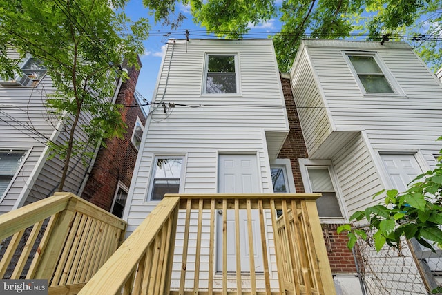 207 W Albanus St, Philadelphia, PA 19120 - view of rear view of house