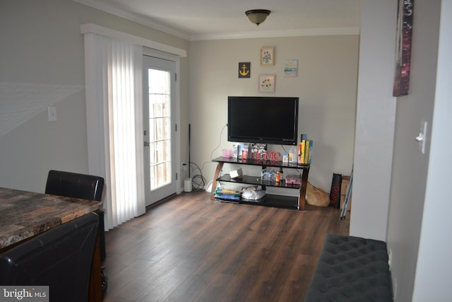 2460 Kilpatrick Pl, Dumfries, VA 22026 - living area with crown molding, healthy amount of natural light, and wood finished floors