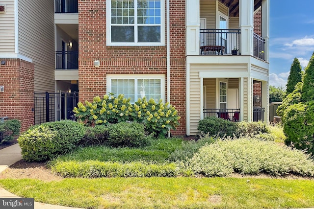 12900 Centre Park Cir Unit 107, Herndon, VA 20171 - property entrance with brick siding