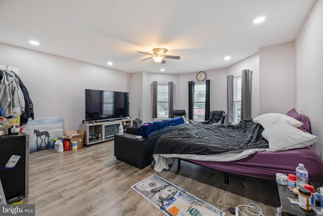 1707 W 4th St, Wilmington, DE 19805 - bedroom featuring light wood-style flooring, recessed lighting, and ceiling fan