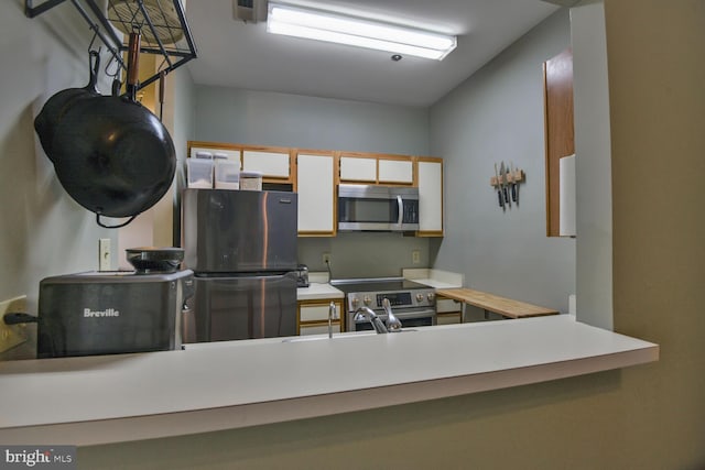 600 Resty Ln Unit 202, Odenton, MD 21113 - kitchen featuring appliances with stainless steel finishes