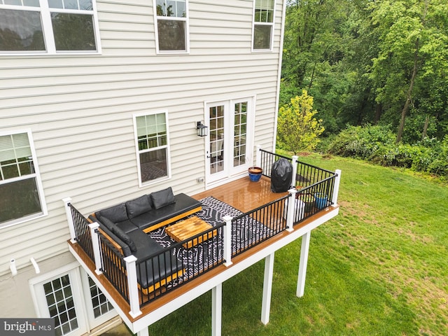 118 W Donovan Dr, Media, PA 19063 - wooden deck with a yard