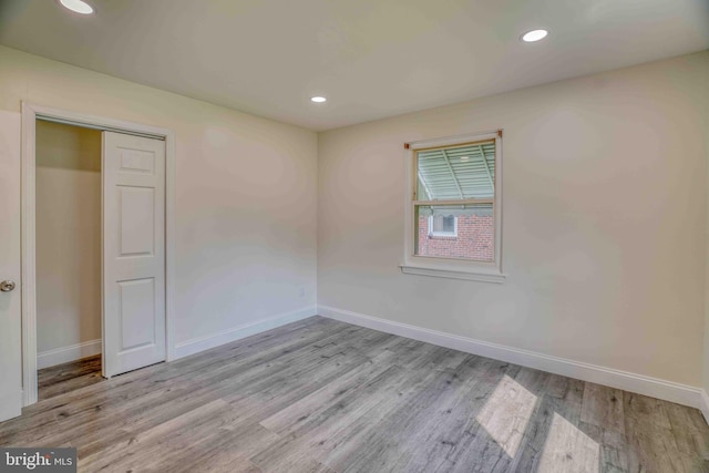 611 Parkview Blvd, Lansdowne, PA 19050 - spare room featuring wood finished floors, baseboards, and recessed lighting