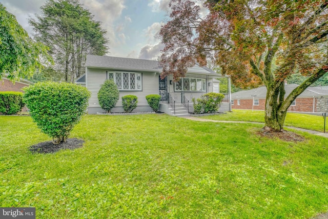 611 Parkview Blvd, Lansdowne, PA 19050 - view of front of property with a front lawn
