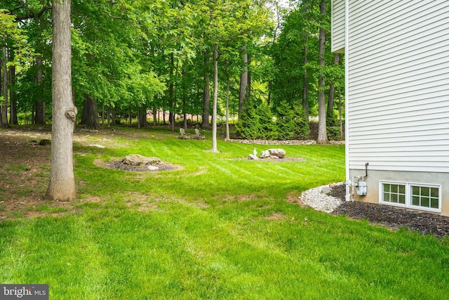 1597 Woodfield Dr, Bethlehem, PA 18015 - view of grassy yard