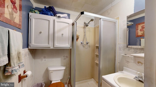 5403 Willow Grove Rd, Camden Wyoming, DE 19934 - full bathroom with a shower stall, toilet, crown molding, and vanity