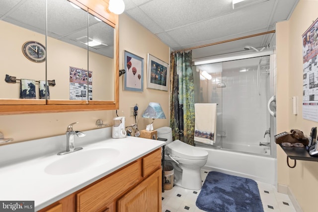 1419 Ramseur Ln, Winchester, VA 22601 - bathroom with enclosed tub / shower combo, vanity, toilet, and a paneled ceiling