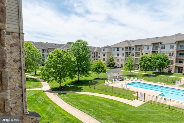 1000 Fountainview Cir Unit 304, Newark, DE 19713 - community pool with an outbuilding