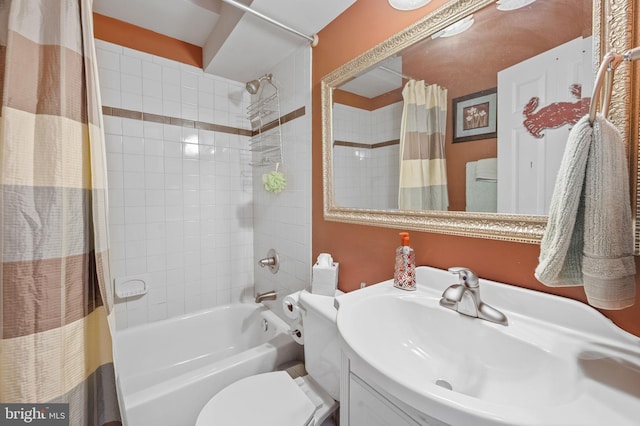 3310 Hudson St, Baltimore, MD 21224 - bathroom with vanity, shower / bath combination with curtain, and toilet