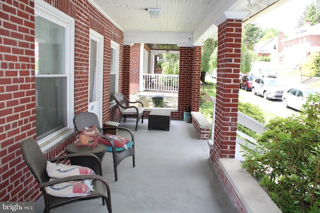 527 N 25th St, Reading, PA 19606 - view of porch