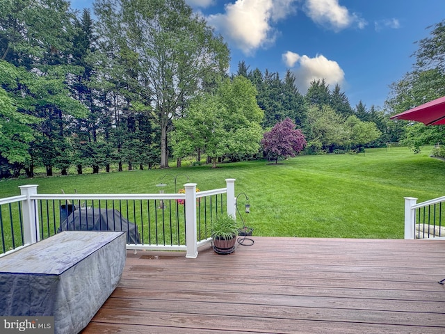 8328 Sand Cherry Ln, Laurel, MD 20723 - deck with a lawn