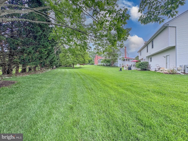 8328 Sand Cherry Ln, Laurel, MD 20723 - view of green lawn