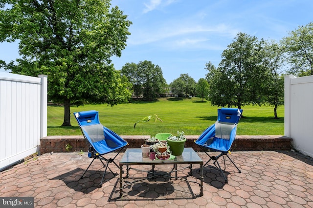 101 Pear Tree Ln, Franklin Park, NJ 08823 - view of patio / terrace