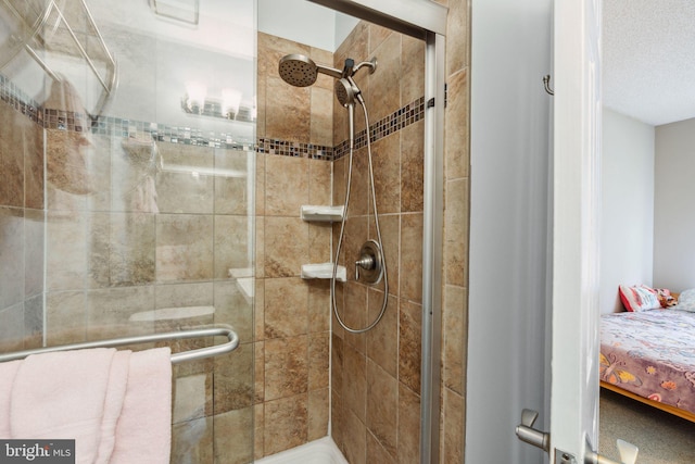 101 Pear Tree Ln, Franklin Park, NJ 08823 - full bath featuring ensuite bath and a stall shower