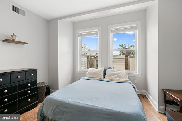 2117 Latona St, Philadelphia, PA 19146 - bedroom with light wood-style floors and baseboards