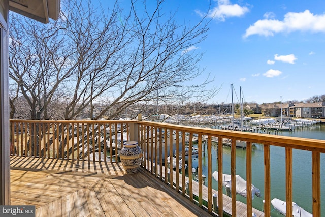2186 Chesapeake Harbour Dr E, Annapolis, MD 21403 - wooden deck featuring a water view