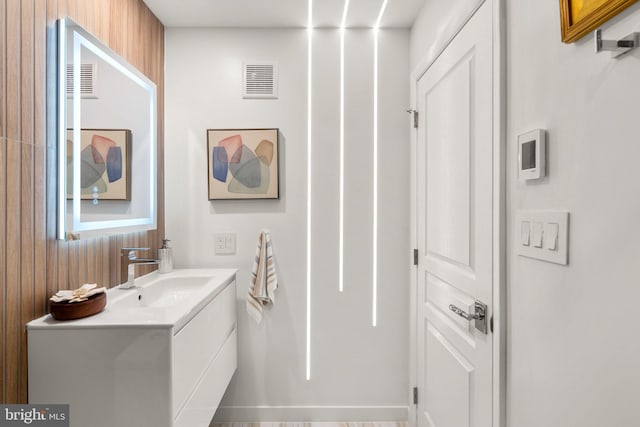2186 Chesapeake Harbour Dr E, Annapolis, MD 21403 - bathroom featuring vanity