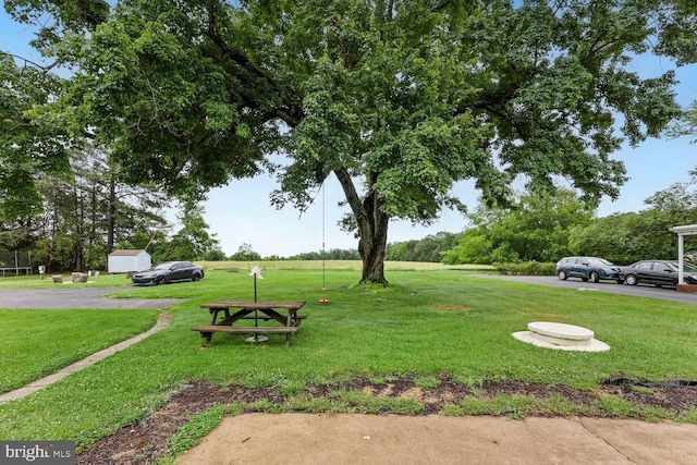 35 Holly Corner Rd, Fredericksburg, VA 22406 - view of grassy yard
