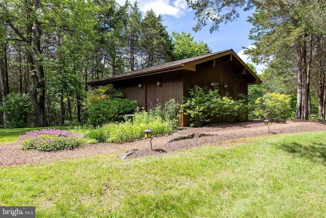 105 Fern Creek Ln, Martinsburg, WV 25404 - view of home's exterior with a yard