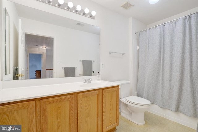 259 Prospect Cir Unit 8, Shrewsbury, PA 17361 - bathroom with vanity, toilet, and shower / bath combination with curtain