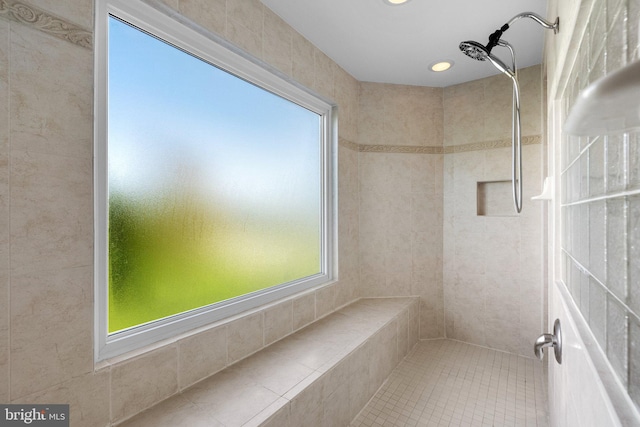 12801 Willow Marsh Ln, Bowie, MD 20720 - bathroom featuring a tile shower and recessed lighting