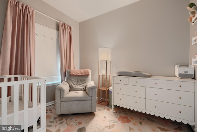 888 S Macon St, Baltimore, MD 21224 - bedroom with a crib
