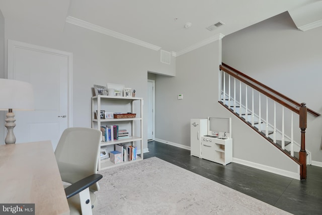 888 S Macon St, Baltimore, MD 21224 - office area with ornamental molding and baseboards