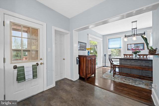 1408 Riverview Ave, Wilmington, DE 19806 - entrance foyer featuring a chandelier and baseboards