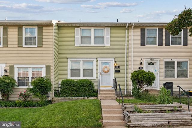 10 Bantry Ct, Baltimore, MD 21237 - multi unit property with a front yard