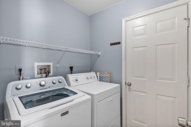53 Pebble Beach Ln, Pottstown, PA 19464 - laundry area with separate washer and dryer