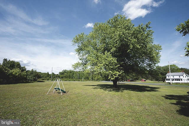 2570 Hickman Ln, Nanticoke, MD 21840 - view of grassy yard