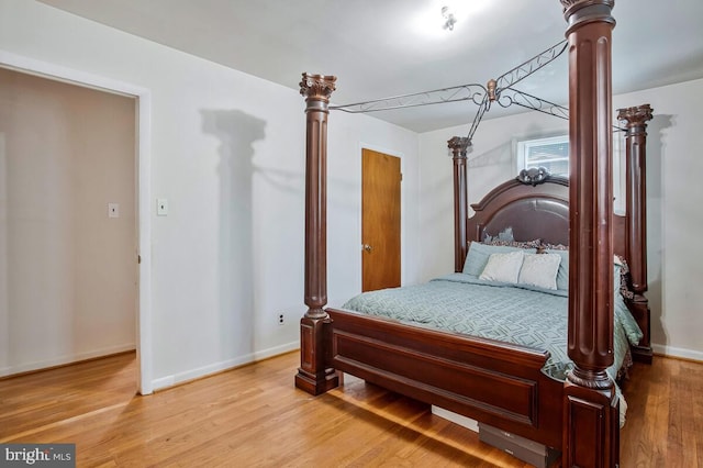 9803 Luke Ct, Upper Marlboro, MD 20772 - bedroom featuring baseboards and light wood-type flooring