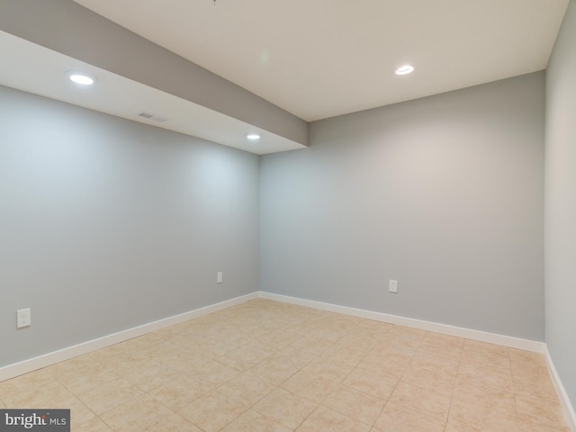 719 Cantrell St, Philadelphia, PA 19148 - unfurnished room with recessed lighting and baseboards
