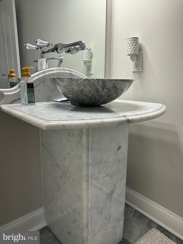 265 N Cologne Ave, Egg Harbor City, NJ 08215 - bathroom view