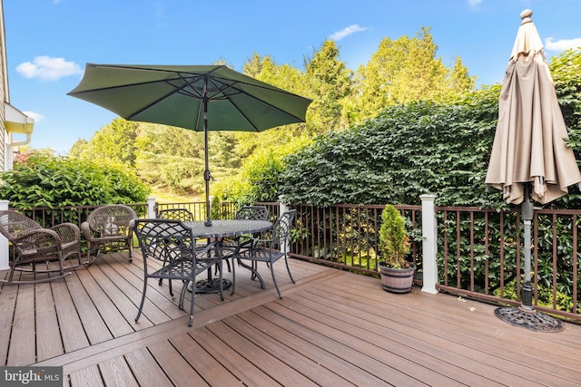 22 Goldfields Ave, Langhorne, PA 19047 - deck with outdoor dining area