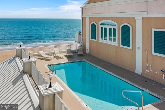 6 7th St Unit 508, Ocean City, MD 21842 - community pool featuring view of water and beach