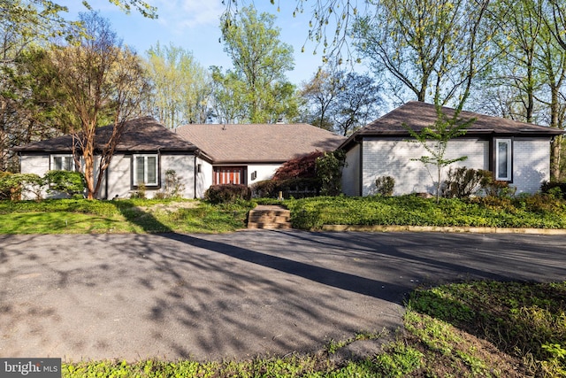 8901 Potomac Station Ln, Potomac, MD 20854 - view of ranch-style house