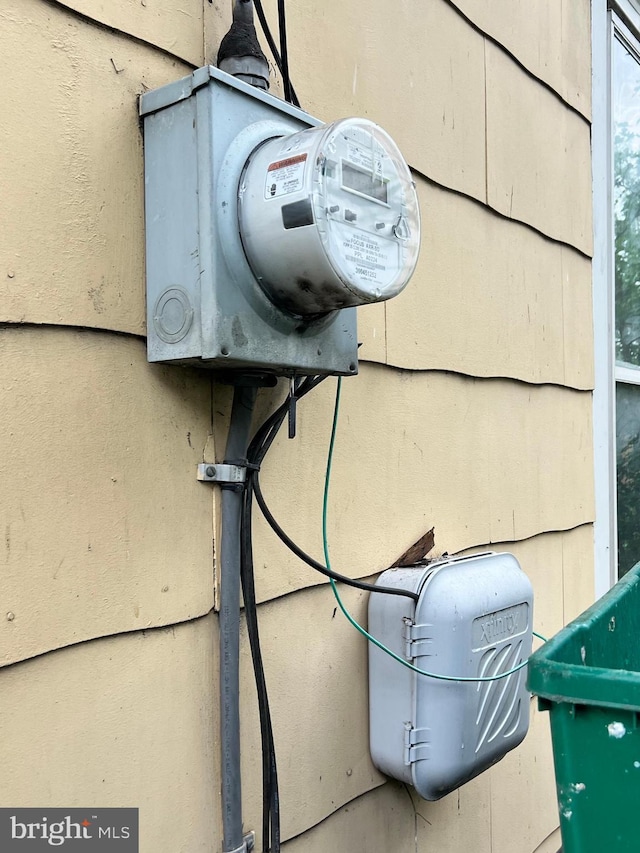 221 S State St, Talmage, PA 17580 - exterior view of electric meter
