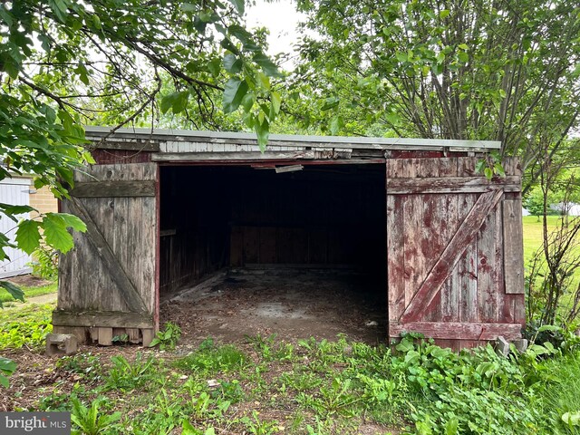 221 S State St, Talmage, PA 17580 - view of outdoor structure