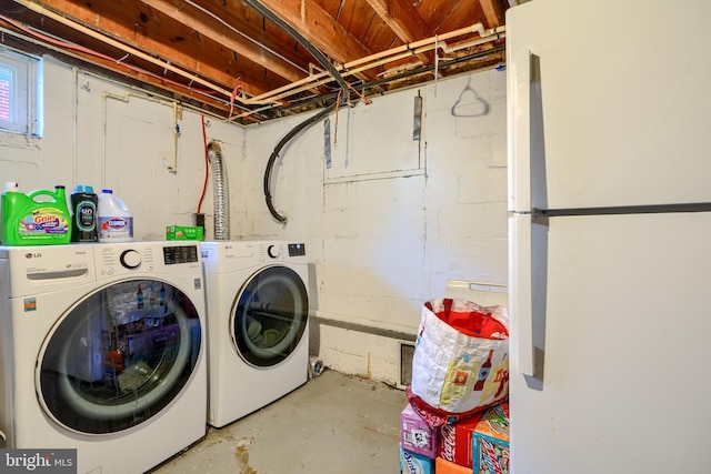 5221 Trumps Mill Rd, Baltimore, MD 21206 - laundry room with washer and clothes dryer