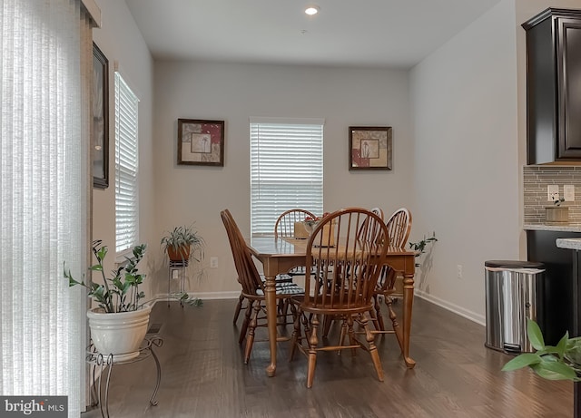 8716 Windon Ct, Waldorf, MD 20603 - dining area with wood finished floors, baseboards, and recessed lighting