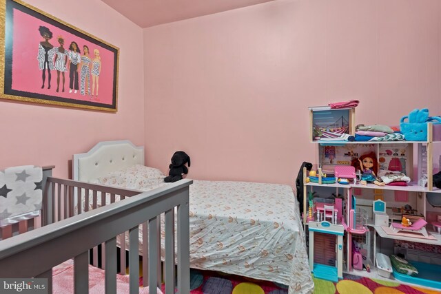 2824 Ashland Ave, Baltimore, MD 21205 - view of bedroom