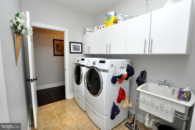30 Keswick Path, Medford, NJ 08055 - laundry area featuring washer and clothes dryer, cabinet space, and baseboards