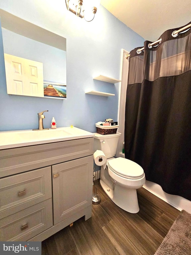 5200 Hilltop Dr Unit Bb-17, Brookhaven, PA 19015 - full bathroom with wood finished floors, vanity, and curtained shower