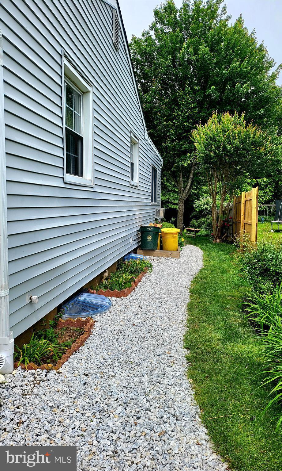 78 Cubberley Ave, Hamilton, NJ 08690 - view of yard