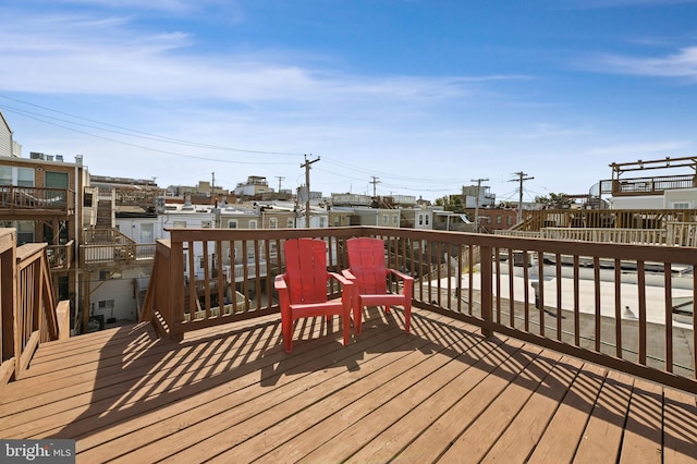 511 S E Ave, Baltimore, MD 21224 - view of wooden deck