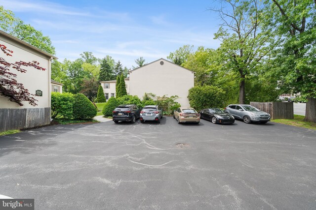 229 Bloomingdale Ave Unit 1, Wayne, PA 19087 - view of uncovered parking lot