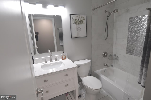 507 Fuselage Ave, Baltimore, MD 21221 - bathroom with vanity and washtub / shower combination