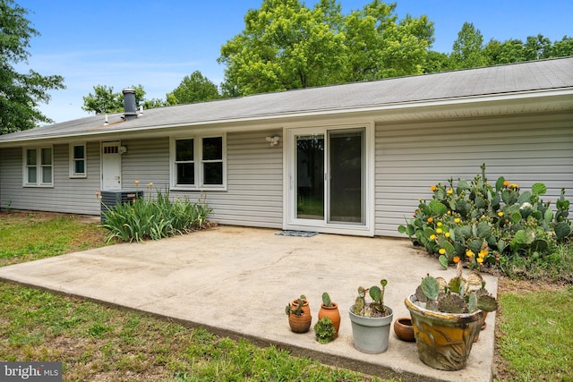 1918 Michael Rd, Waldorf, MD 20601 - back of house with a patio